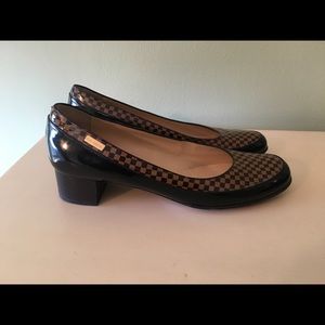 LIXURY Like new Louis Vuitton Heels Size 8.5